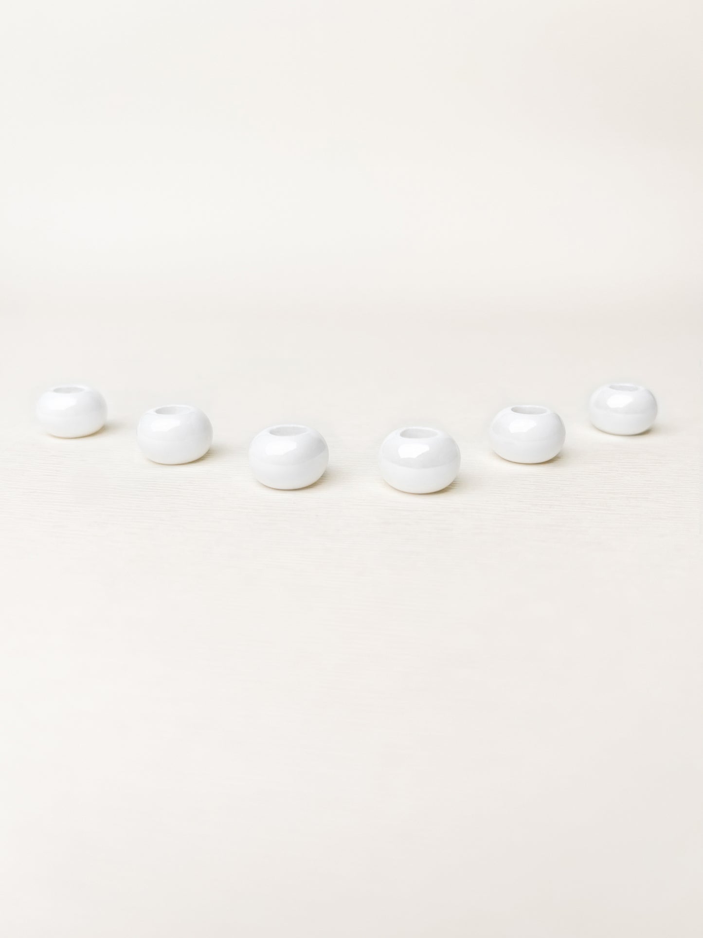 - THICK WHITE -